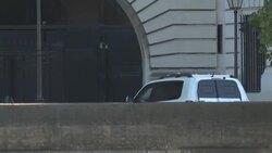 CLEAN : 13 November attacks trial: police convoy arrives at court News Clip