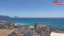 Easy Catalan 27 - Visiting Altea- without subs Instructional Video