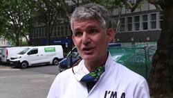 Doctors and conservation scientists join Extinction Rebellion at the Science Museum News Clip