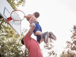 Exploring the Universe of Sports Instructional Video