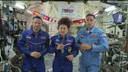 NASA astronauts reflect on virus, Apollo 13 Instructional Video