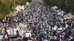 CLEAN : Thousands of Sudanese join anti-government sit-in on its fifth day News Clip