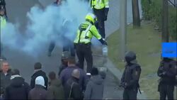 Taxi drivers' protest for regulation enters eighth day as Madrid police move in News Clip