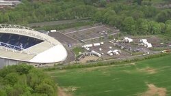 UK: Drive through coronavirus testing centre in Brighton News Clip