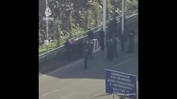 Moment Armenians shoot at Azerbaijani guards over flag News Clip