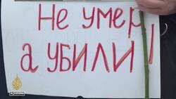 Dozens arrested as Russians mourn Navalny's death despite anti-dissident laws News Clip