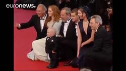 Mini-Me actor Verne Troyer dies at 49 News Clip