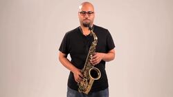 How to Play C Major Scale & A Minor on the Sax Instructional Video