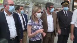 CLEAN : French economy secretary visits a Smart factory that Daimler seeks to sell News Clip