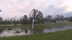 CLEAN : 'We're alive': Florida residents assess damage in Hurricane Ian's wake News Clip