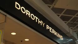 Dorothy Perkins Store Front News Clip