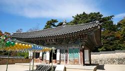 Shrine at Bulguksa Buddhist temple, South Korea. Stock Footage