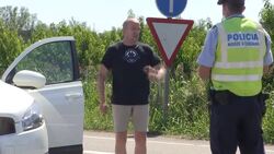 VOICED : Espana reconfina a 200.000 personas en Cataluña News Clip