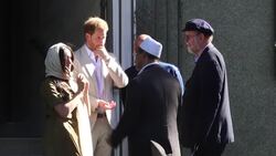 Prince Harry and Meghan departing mosque after visit News Clip