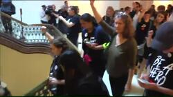 Dozens arrested protesting Kavanaugh on the Hill Instructional Video
