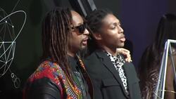 Scooter Braun stays positive after nationwide bomb interceptions: It's the 'only way to strike out fear' Instructional Video