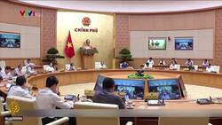 COVID-19 spreads in Vietnam after outbreak at tourist spot News Clip