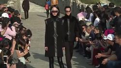 CLEAN : Fashion takes over China’s Great Wall with Pierre Cardin News Clip