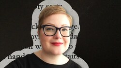 Kelly Davio reads "To My Seatmate, on a Cross-Country Flight" Instructional Video