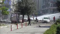 Car bomb blast in Turkey injures more than 2 dozen News Clip