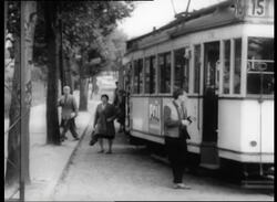 Universal Newsreel: Berlin Refugees Instructional Video