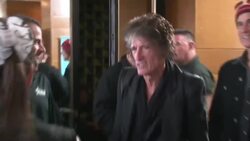 Aerosmith's Joe Perry hospitalized after jamming with Billy Joel Instructional Video