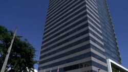 VOICED : Expresidentes de Panamá Martinelli y Varela irán a juicio por sobornos de Odebrecht News Clip