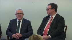 Aus MPs: Assange detention  'attack on free speech' Instructional Video