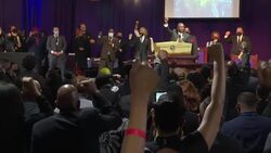 VOICED : Minneapolis llora a Daunte Wright, una nueva víctima de la violencia policial News Clip