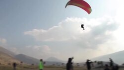 CLEAN : Love of wind sports takes flight in northern Iraq News Clip