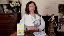 How to Read the Moon Tarot Card Instructional Video