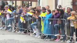 CLEAN : Pope pays tribute to the "dignity" of the people of L'Aquila News Clip