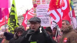 CLEAN : Civil servants protest against pension reform News Clip