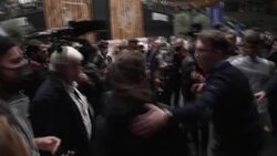 CLEAN : French TV crew booed, briefly evacuated at Zemmour rally News Clip