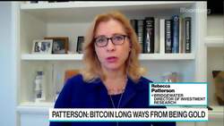 Bridgewater’s Patterson on Bitcoin, Bond-Stock Correlation News Clip
