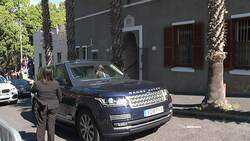 UK royals visit mosque in Cape Town Instructional Video