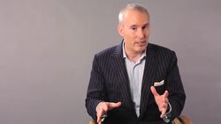 How to Give a Speech like Ronald Reagan Instructional Video