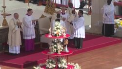 CLEAN : Pope Francis declares ten new saints in ceremony on St Peter's Square News Clip