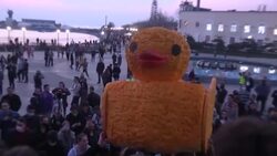 CLEAN : In Russia's Vladivostok, pro-Navalny protesters defy crackdown News Clip