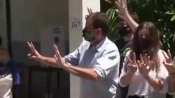 CLEAN : Rio mayor candidate Eduardo Paes casts his second-round vote News Clip