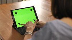 Laptop with green screen Stock Footage