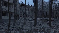 CLEAN : Russian missile destroys building in Kramatorsk News Clip