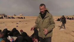 Women and children of Islamic state flee across the Syrian desert News Clip