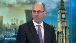 Plurimi CIO Favors EM Stocks, Sees Mueller Probe Hurting Dollar News Clip