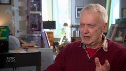 Total eclipse of the heart: Retired physicist hopes to capture images of the rare event from high in the sky News Clip