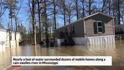 Flood forces Mississippi residents to flee homes Instructional Video