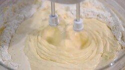 Mixing dough with mixer for cake. Stock Footage