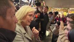 CLEAN : Far-right poll hopeful Le Pen campaigns on a market in southern France News Clip