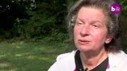 Snake-Handling Pastor Bitten By Deadly Rattlesnake Instructional Video