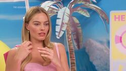 Robbie, Gosling on laughing and crying in 'Barbie' News Clip